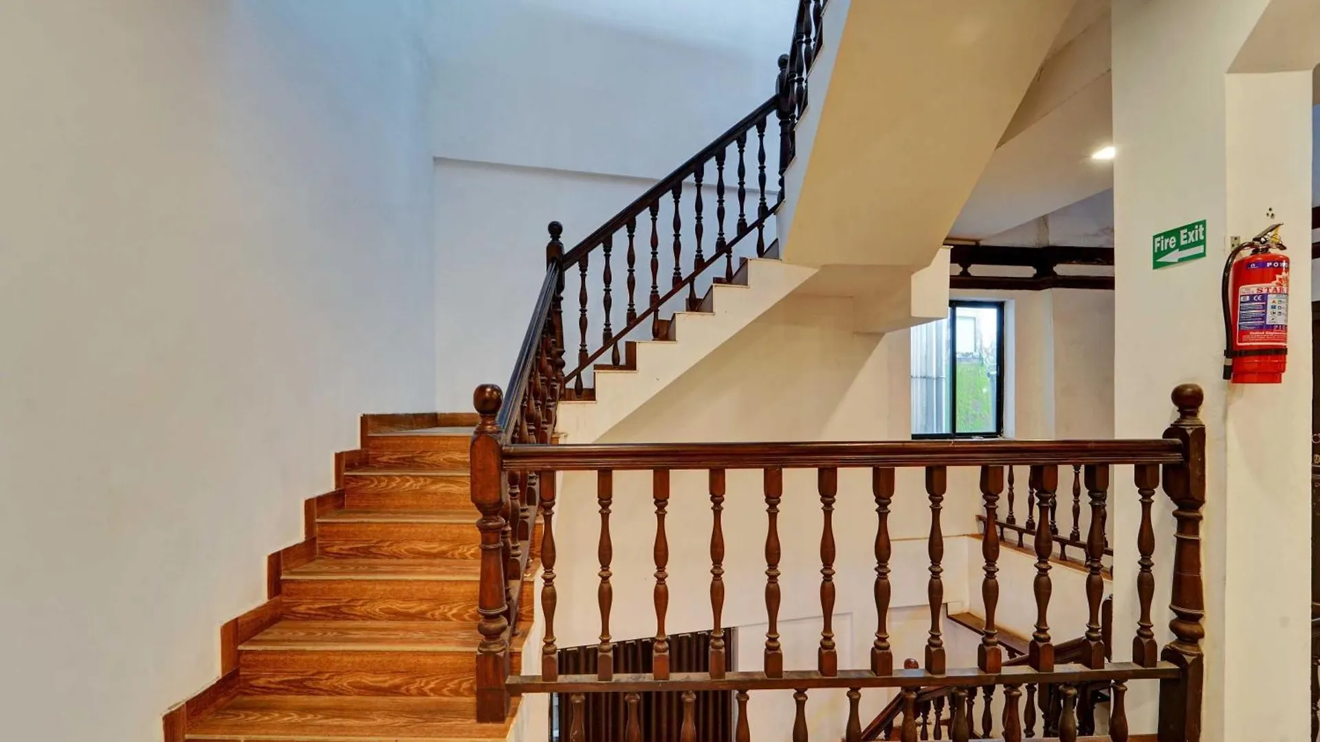 Hotel O Calvathy Road Near Fort Kochi