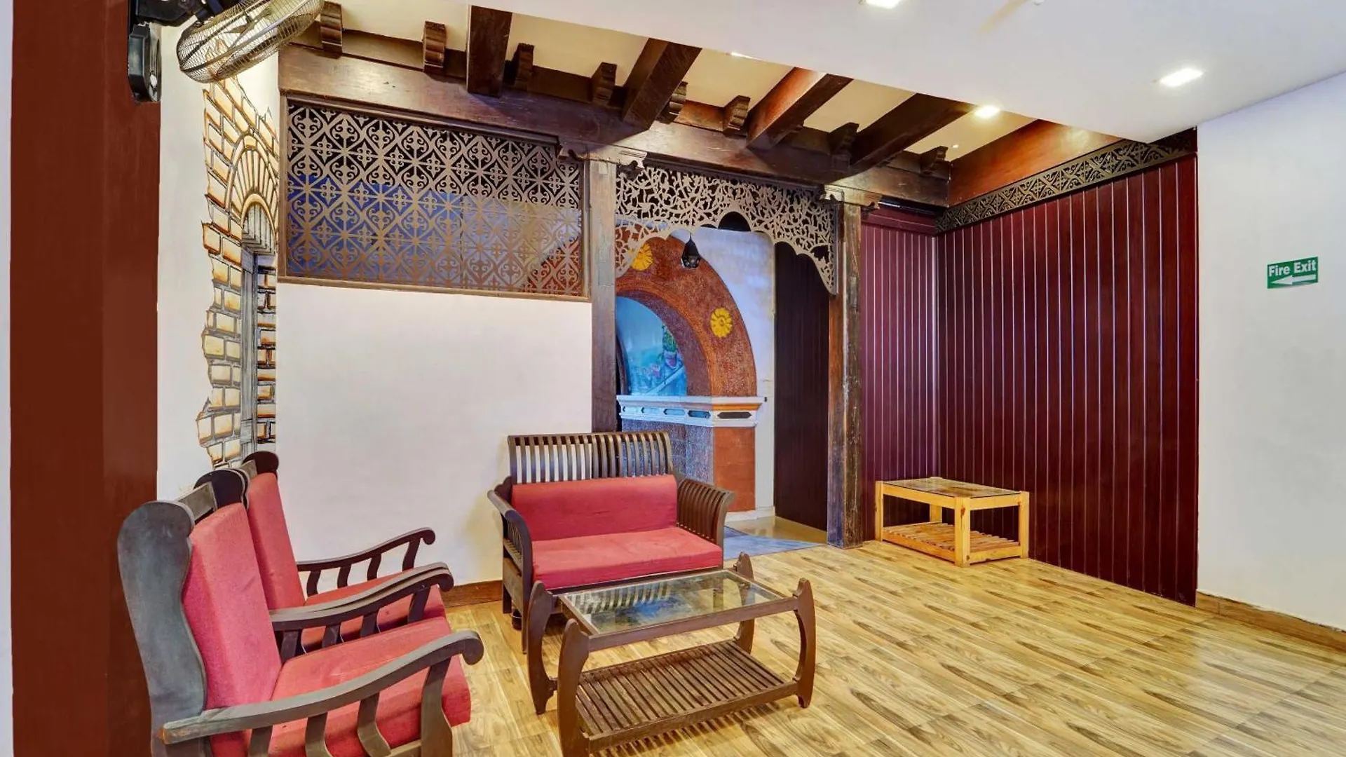Hotel O Calvathy Road Near Fort Kochi