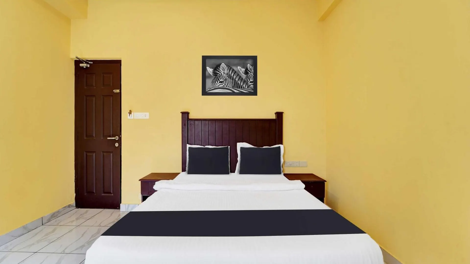 Hotel O Calvathy Road Near Fort Kochi